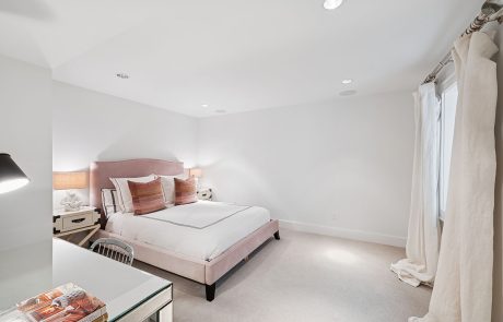 26 54-9 Bull Path Close East Hampton 1064 Bedroom