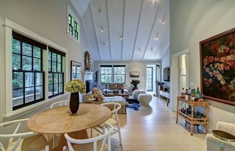 7-95 Fordham Rd living